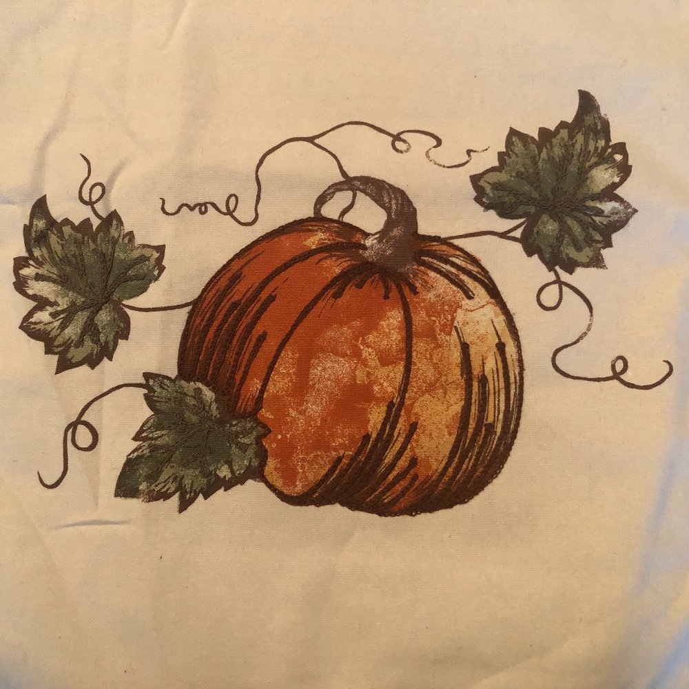 Beautiful Fall-Thanksgiving Table Runner